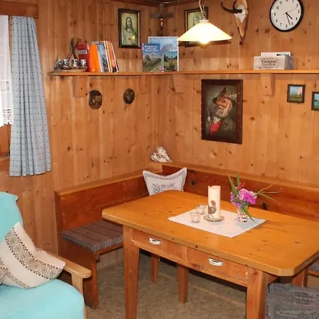 Almhuette Fallerschein Apartment Stanzach
